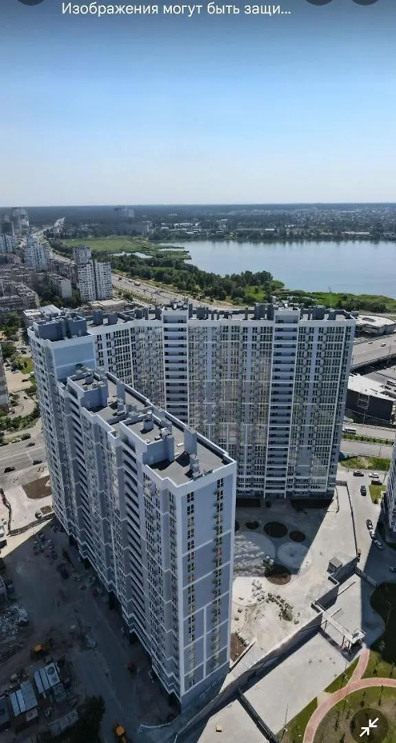 Панорамний Краєвид, Поруч З Метро Kiev